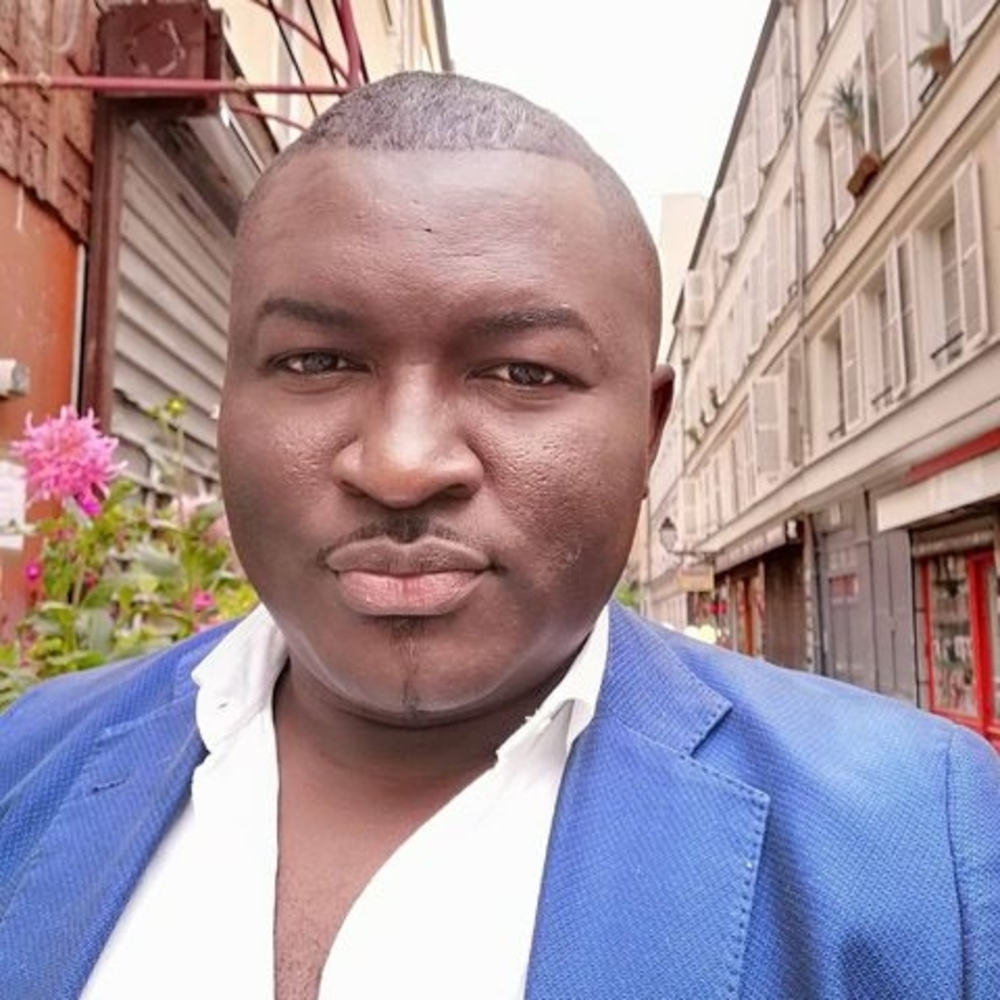 Meet your Posher, Charuw